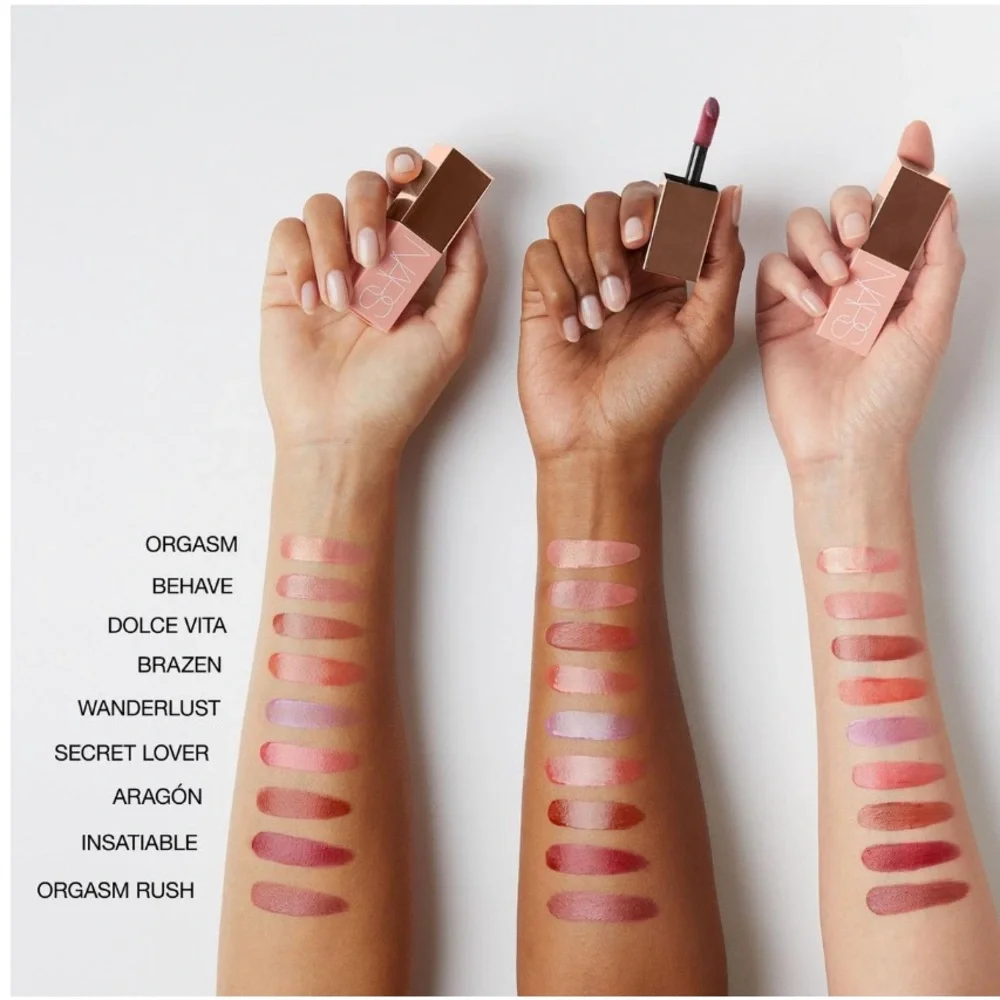 NARS Afterglow Liquid Blush “Dolce Vita”
